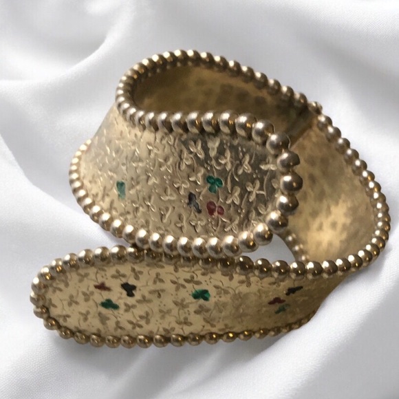 Vintage Hammered Confetti Parure - Picture 4 of 6